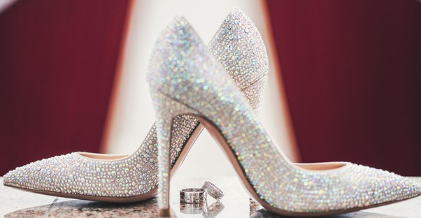 Pros And Cons Of Being A Wedding Planner Standard Wedding Picture Of The Brides Shoes And Rings